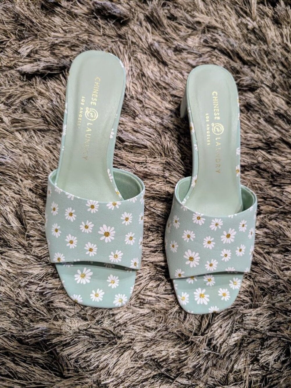 Chinese Laundry Lana Slide Sandals Green Daisy 7.5M NEW Cottagecore